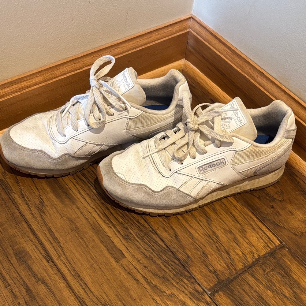 Reebok Cream and Tan Sneakers